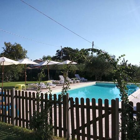 Agriturismo Al Rifugio Divino Belvedere Ostrense Екстер'єр фото