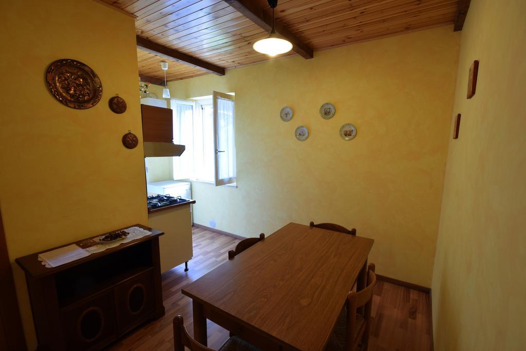 Agriturismo Al Rifugio Divino Belvedere Ostrense Екстер'єр фото